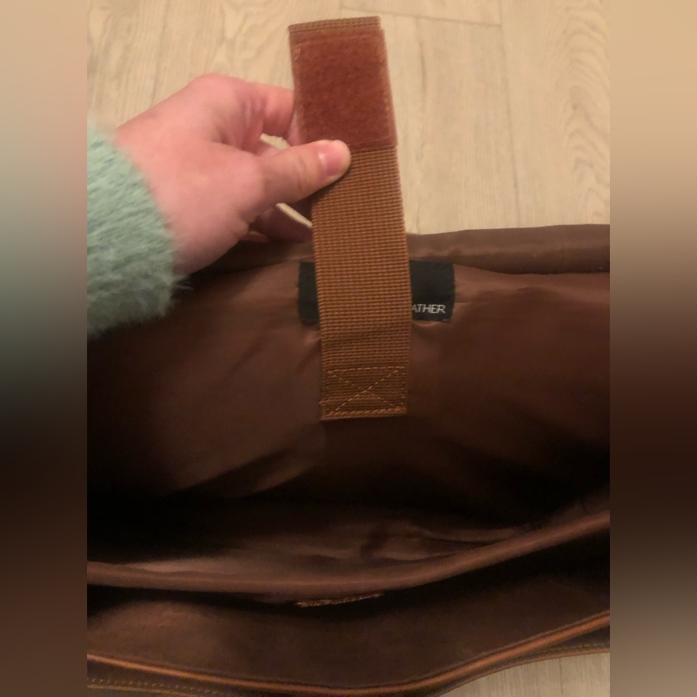 Wilson’s Leather brown Laptop Messenger Bag and Briefcase Unisex - Picture 6 of 16